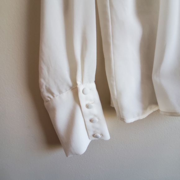 Zara white blouse with collar, embellishment with gems, XS Size, keyhole front - Picture 3 of 7